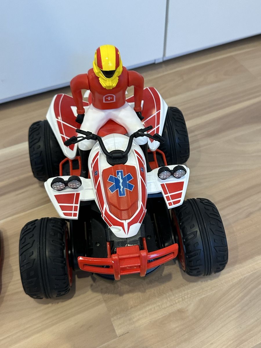 Carrera Spielzeuge: Carrera RC Quad Rettungsfahrzeug – Gebraucht aus Triesen von zeysel 1