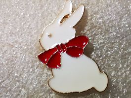 Ansteckpin 30: Hase