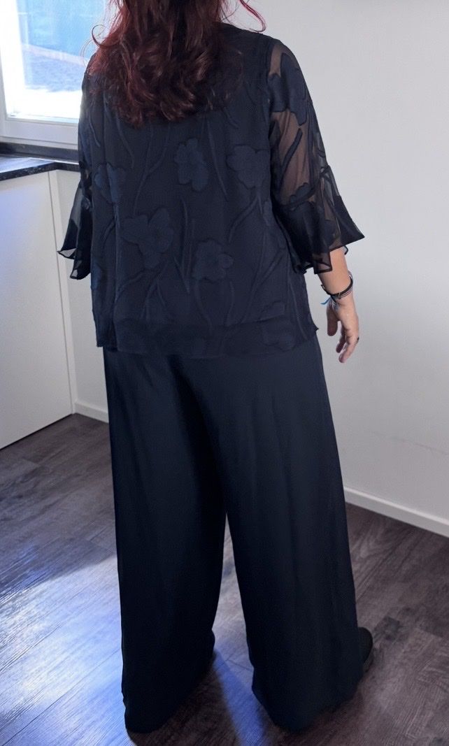 Completi & Tailleur: Festliche Kleidung Hosen 2 Teiler Größe 40 – Usato da Seon venduto da kst_d7jh 1