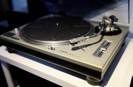 Technics SL1200 DJ Spieler