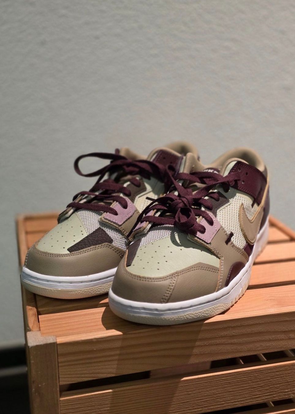 Nike Scarpe da uomo: NIKE Sneaker Low Farbe Cappuccino Grösse 46 NEU – Nuovo (secondo la descrizione) da Kriens venduto da Ileriadiamore