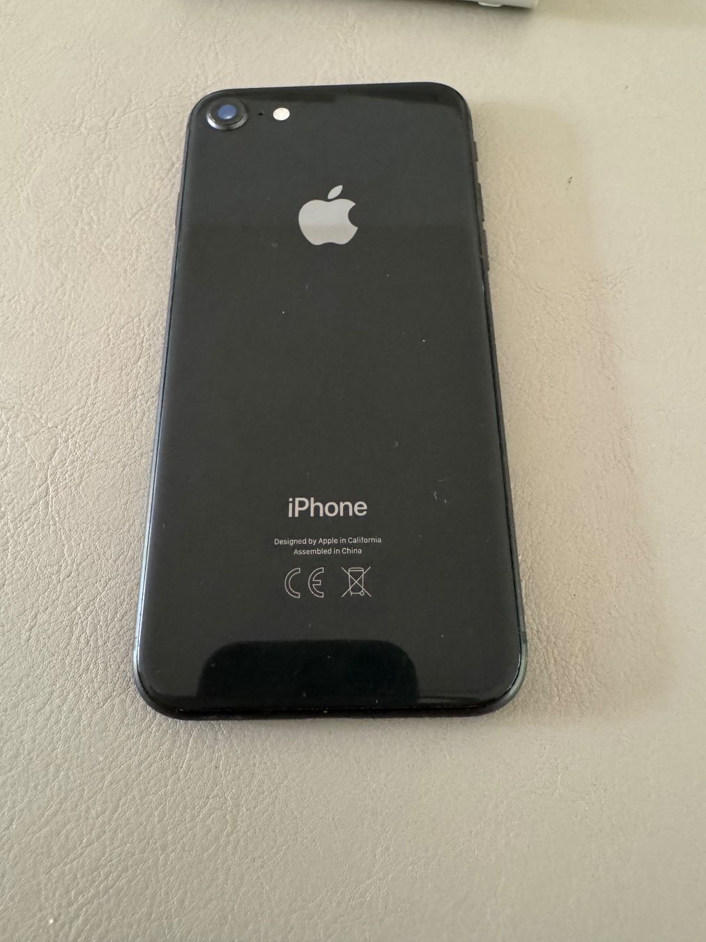 Apple Telefoni cellulari / Smartphones: iPhone 8 – Difettoso da Adliswil venduto da Busys 2