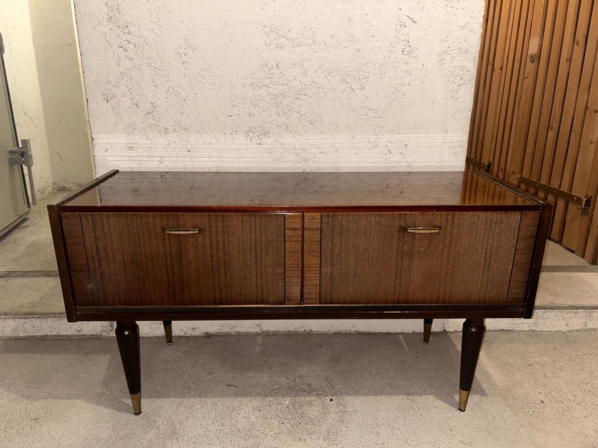 Credenze: Vintage Sideboard Wood  – Usato da Lausanne venduto da Audrayaya