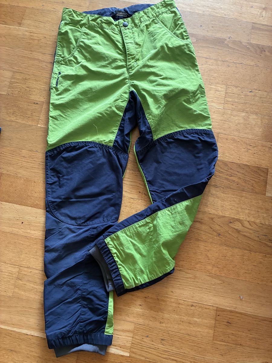 Pantaloni: Schöne Wanderhose Gr. 146/152 – Usato da richterswil venduto da lunamarie001