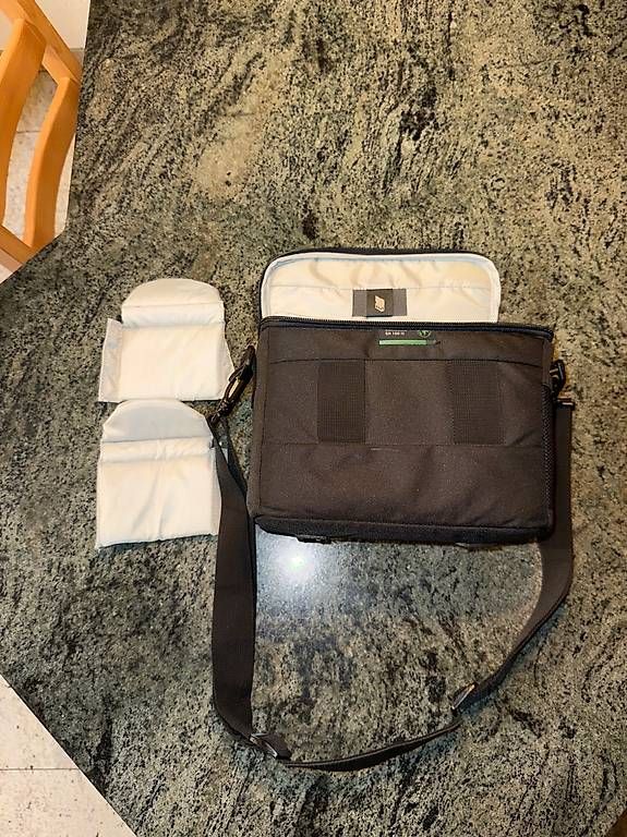 Lowepro Borse: Lowepro Adventura III – Usato da Beromünster venduto da Lechim19 2