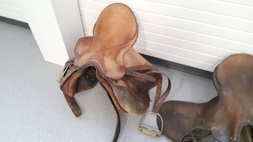 Selle de vélo URSS, vieille selle soviétique en cuir de taureau