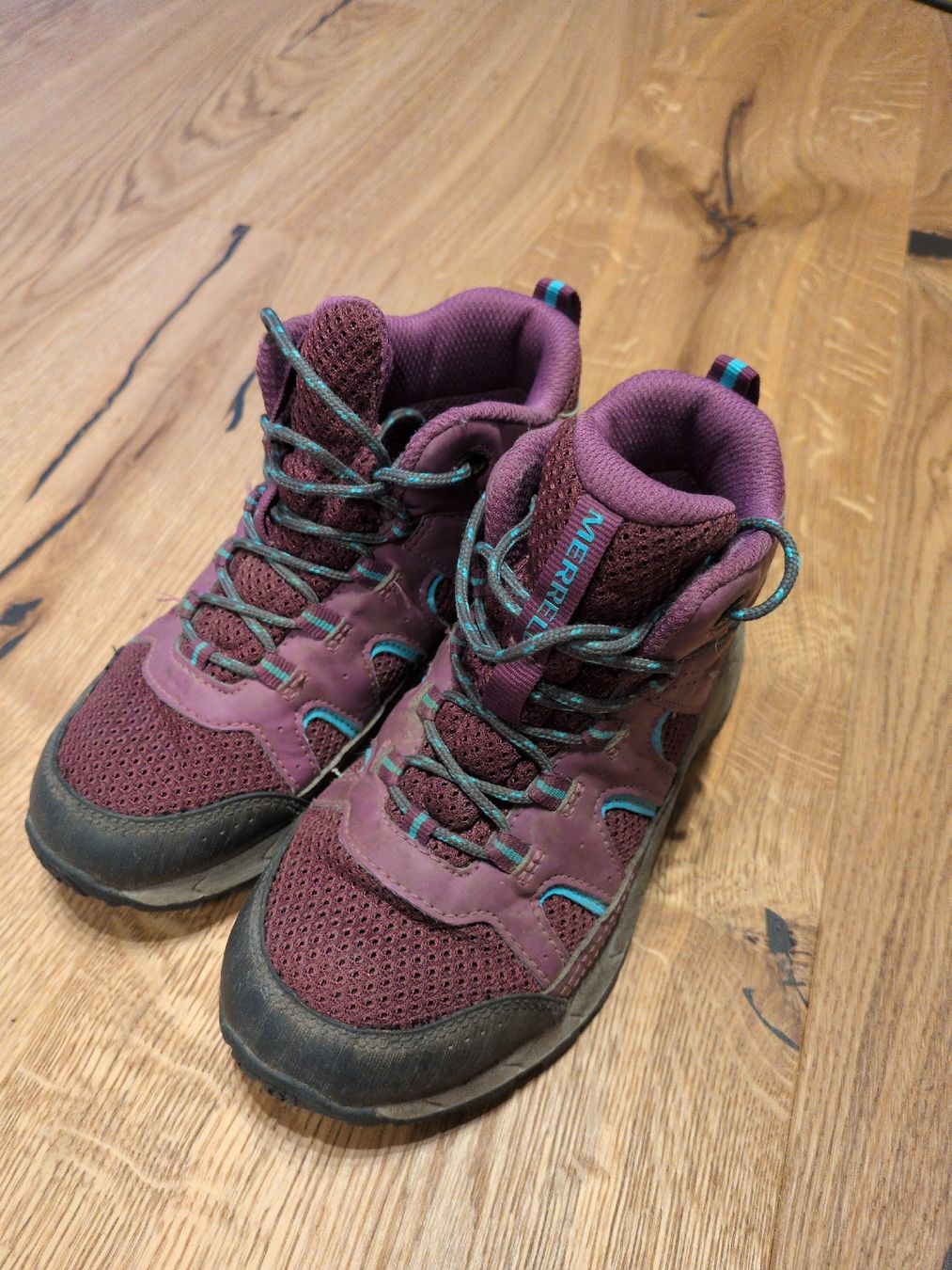 Merrell Scarpe per ragazzi: Wanderschuhe Merrell lila Grösse 31 – Usato da Wildegg venduto da Sansibar6