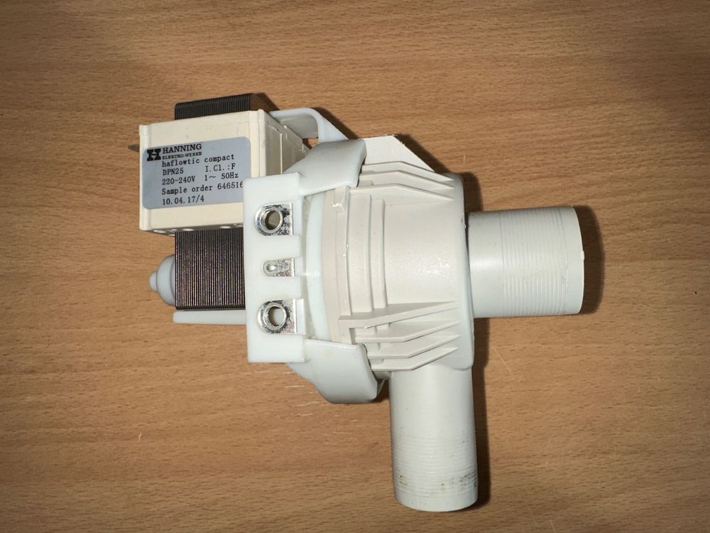 Moteur Turbine Four Indesit 220-240V 30W - Référence C00081589