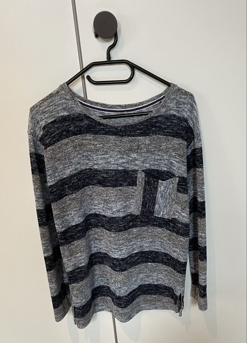 Maglioni & Felpe: Gestreiftes Langarmshirt mit Tasche, Grösse M – Usato da Rütihof venduto da Biene16