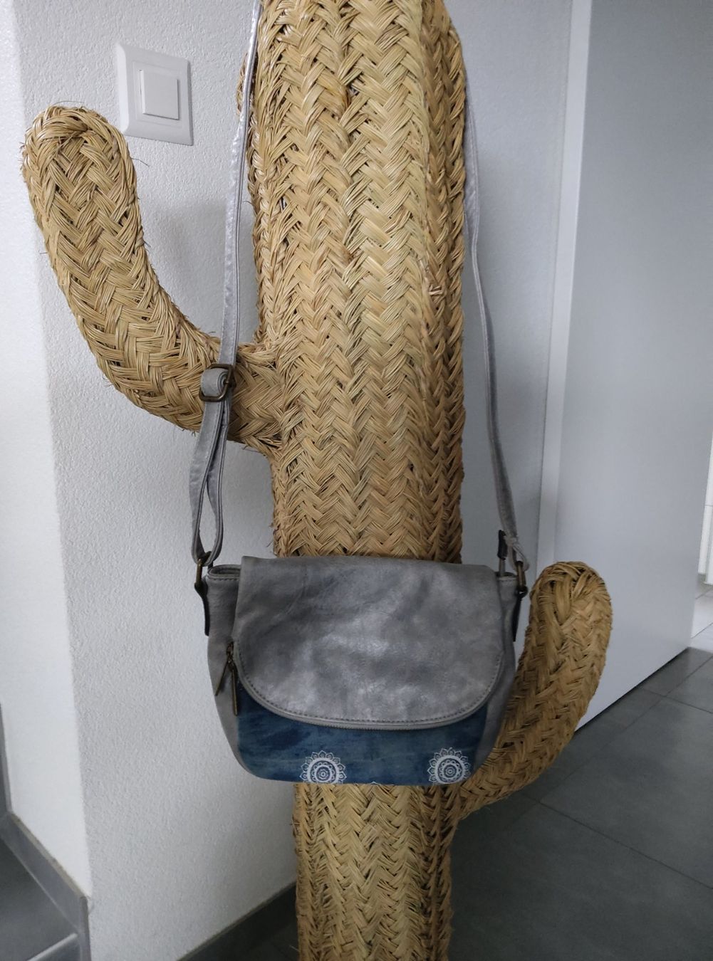 Sacs femmes: Sac de style Desigual – D'occasion à Vicques par prairie0809