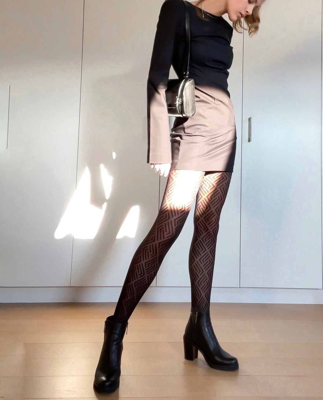 H&M Kleider: H&M robe noire dos nu ,  taille 34 – Neu (gemäss Beschreibung) aus Doppleschwand von Retrove 4