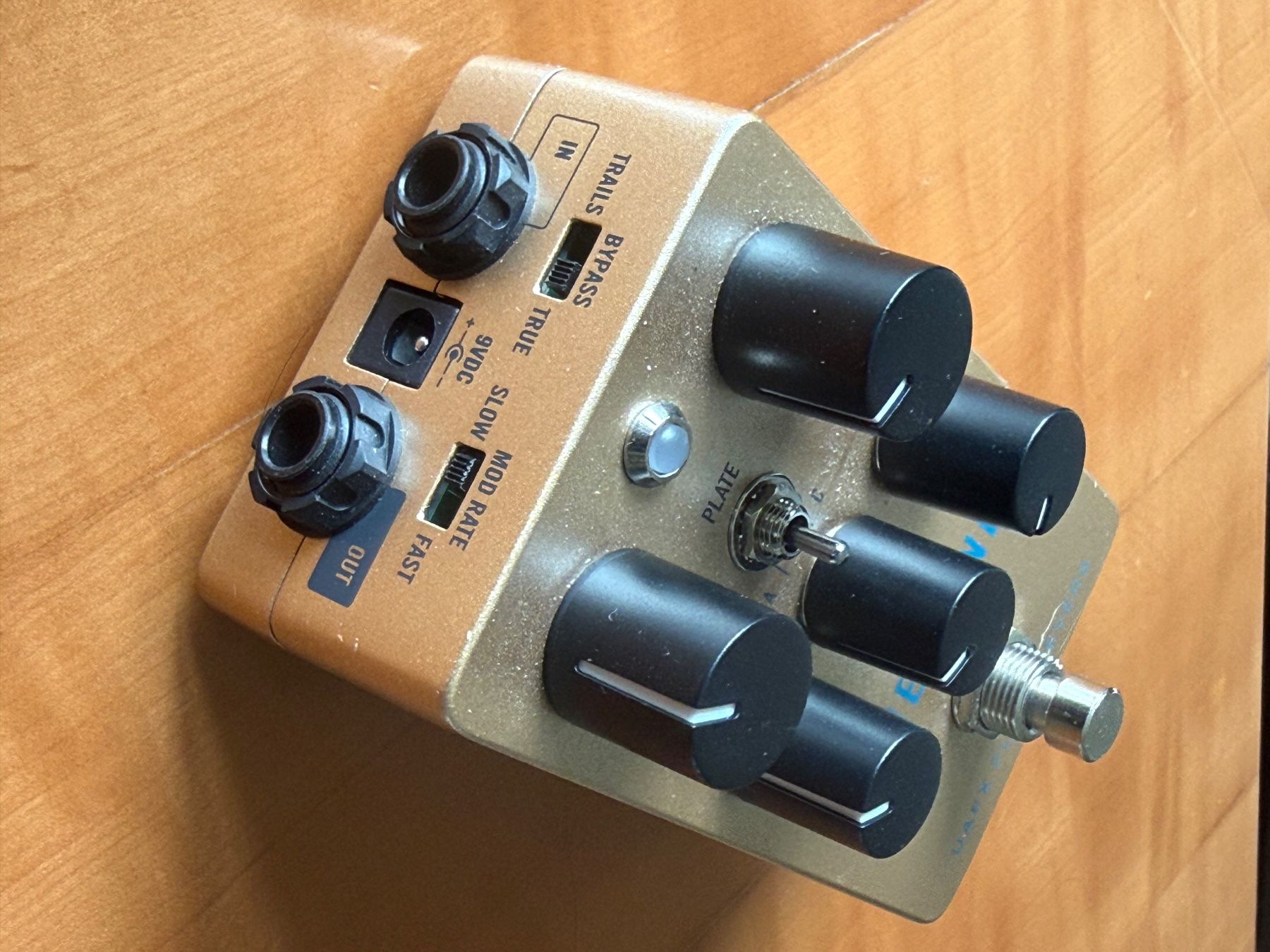 Strumenti musicali: Universal Audio UAFX Heavenly Plate Reverb – Nuovo e nell'imballaggio originale da Cormondrèche venduto da PerretGuillaume 1