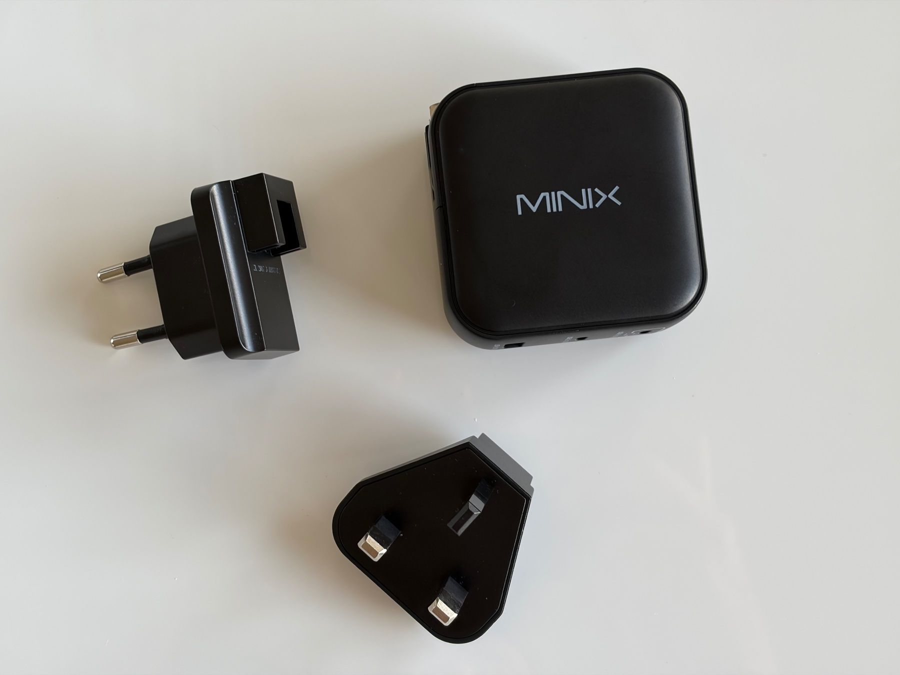 Ladegerät: 100W Minix Ladegerät USB-C mit touch Display Macbook iPhone – Neu (gemäss Beschreibung) aus Olten von Lamb_of_God 4