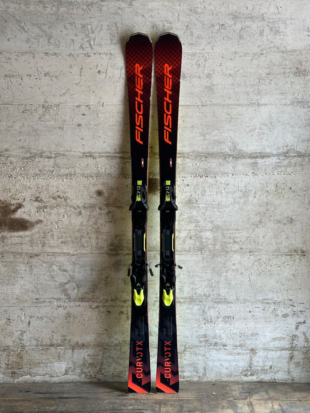 Fischer Skis: Fischer Curv DTX Ski 157CM – D'occasion à Emmenbrücke par karkarkar