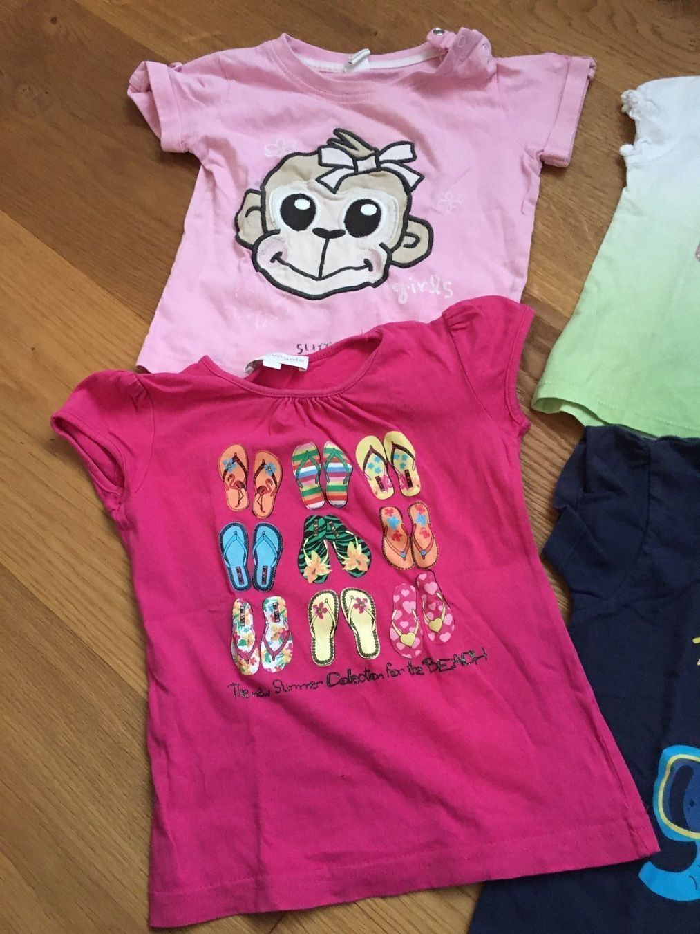 Lotti & Set di vestiti: 4 T-Shirts Gr.80/86 – Usato da Sarnen venduto da Pinoccio6 1