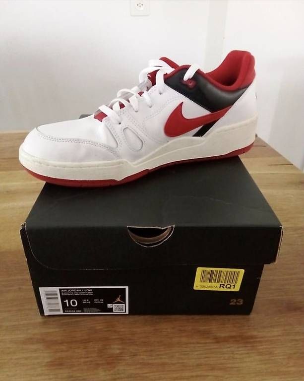 Scarpe da uomo: Air Jordan 1 LOW, Black/Fire Red-cement Grey – Usato da Chur venduto da enr_7rbm 1