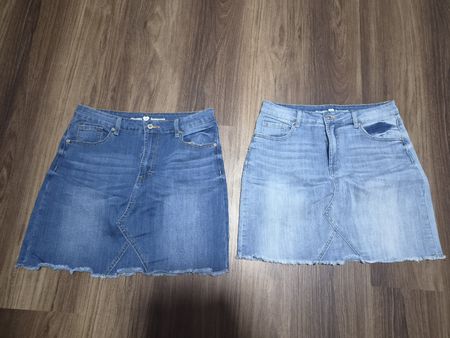 2x Jeansjupe Grösse M