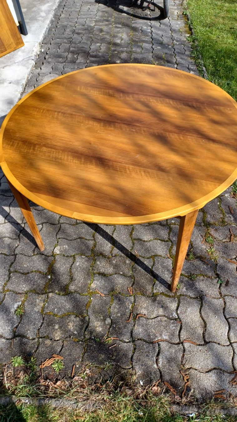 Tables: table ronde de salon, extensible – D'occasion à Tramelan par summit2