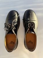 Dr. Martens Low