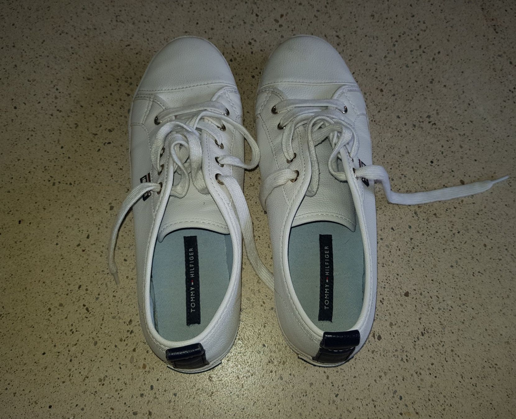 Tommy Hilfiger Scarpe da donna: Thommy Hilfiger Leder Sneaker Grösse 41 – Usato da Basel venduto da Birs868 4