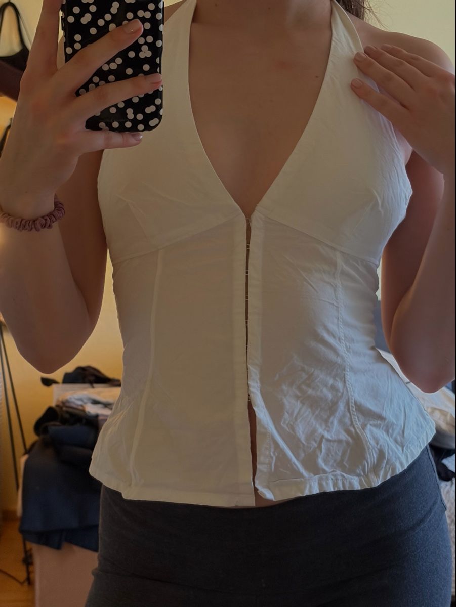 Weekday Top: Top von Weekday – Usato da Basel venduto da pau_w9yw