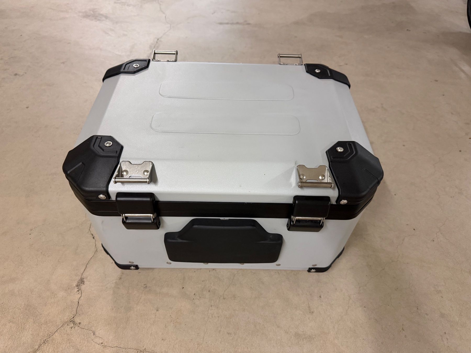 Topcase: Motorrad Topcase von MyTech 58l Alu – Usato da Rickenbach b. Wil venduto da explorer1200