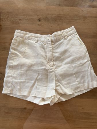 NA-KD Sommer-Shorts, Gr. 36, beige, Top Zustand!
