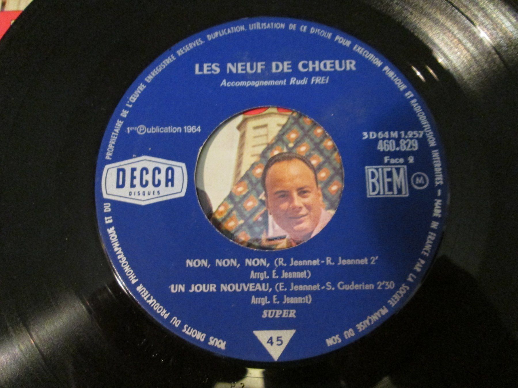 Schallplatten: Vinyle Les Neuf de Chœur - Decca 45t 1964 – Gebraucht aus la Chaux-de-Fonds von Lampe 3