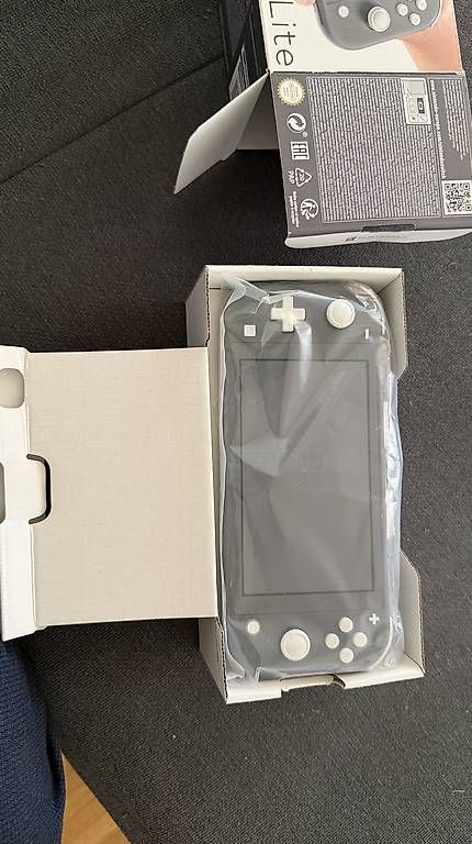 Console: Nintendo Switch lite – Usato da Fehraltorf venduto da Cris25m 1