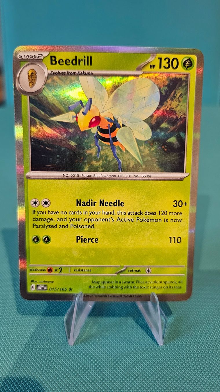 Pokémon Carte collezionabili: Beedrill MEW 015/165 EN – Usato da Rheineck venduto da Pinia03