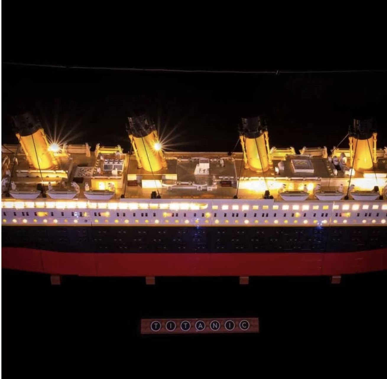 Lego Tutte le decorazioni: Lego Titanic mit eingebauter Beleuchtung! – Nuovo (secondo la descrizione) da Widnau venduto da tim_y9wz 3