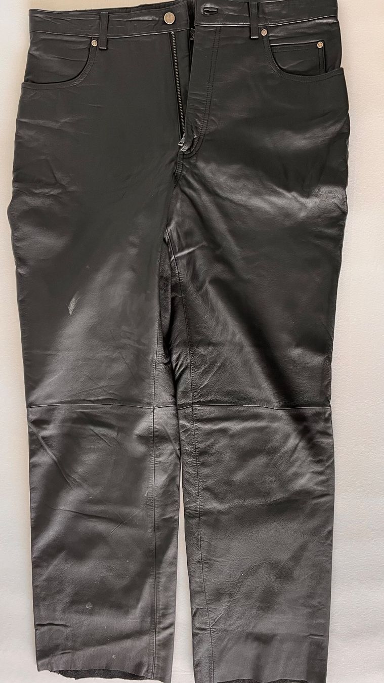 Harley-Davidson Hosen: Harley Davidson Lederhose – Gebraucht aus Adliswil von groenland01