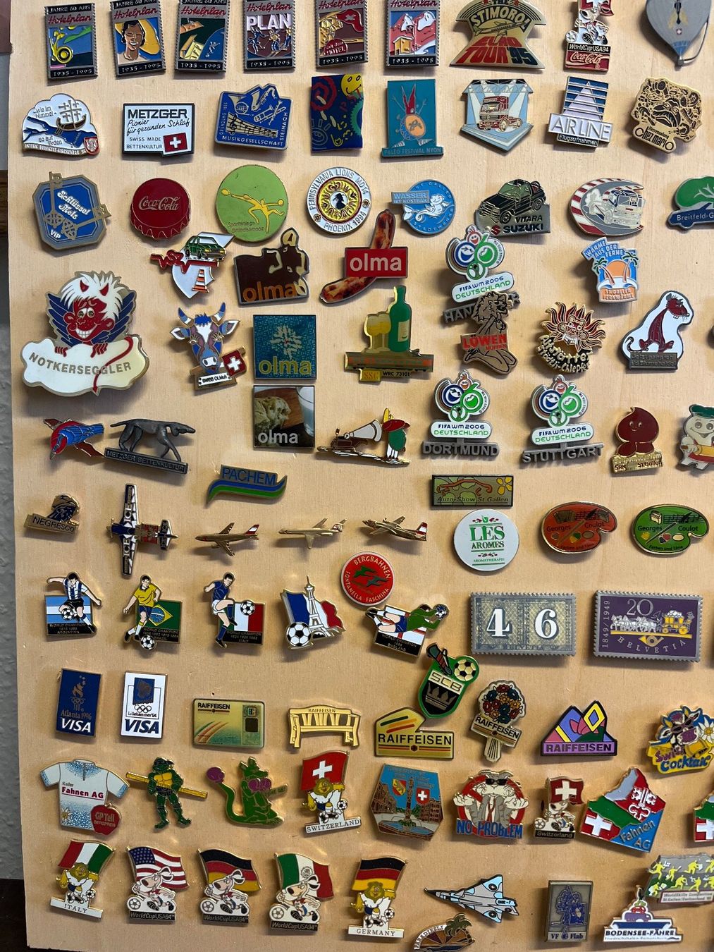 Plaquettes & Badges: Pin sammlung – D'occasion à Weisslingen par Eniclote 1