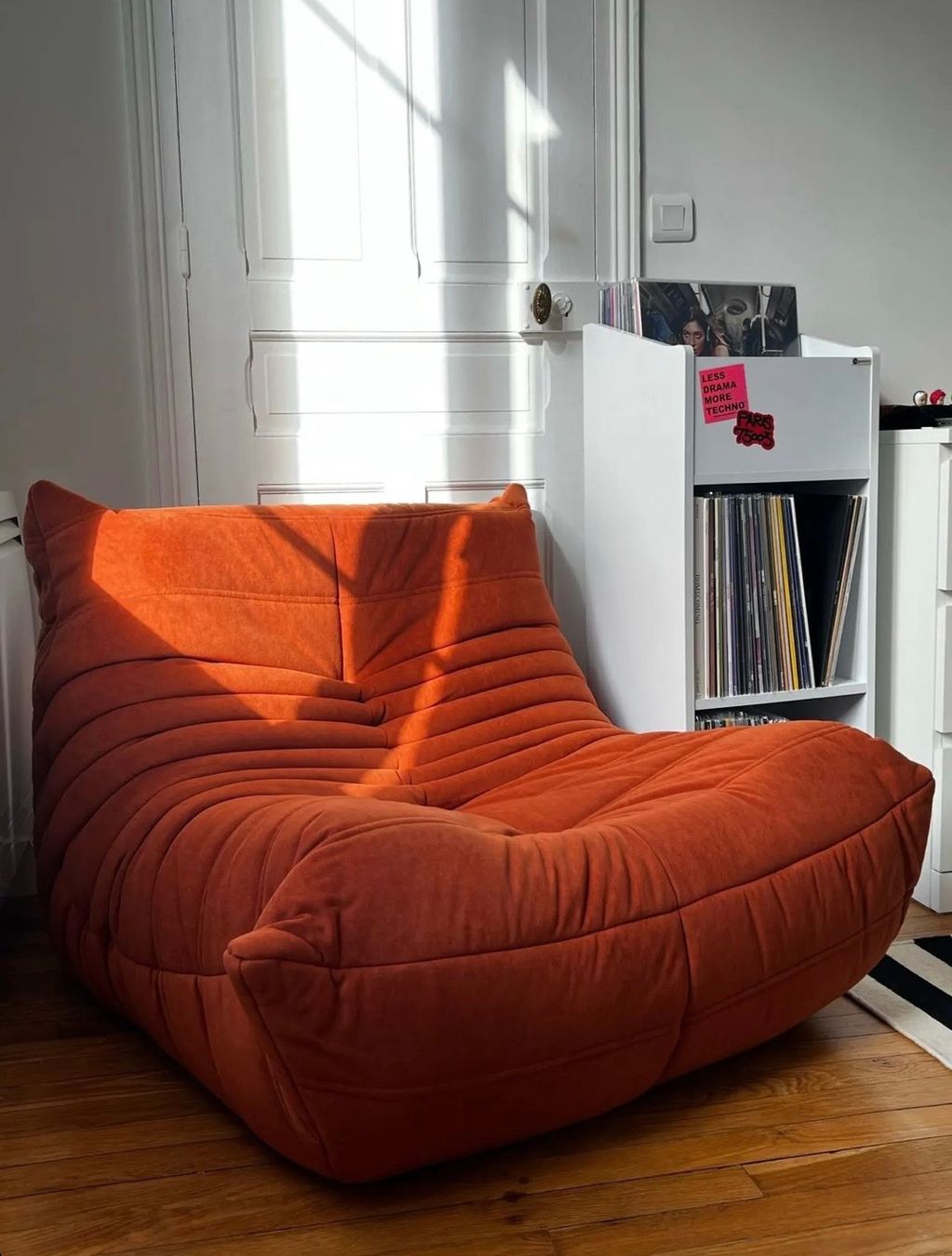 Poltrone: Fauteuil Togo style orange – Nuovo (secondo la descrizione) da Le Locle venduto da kim_6nxm