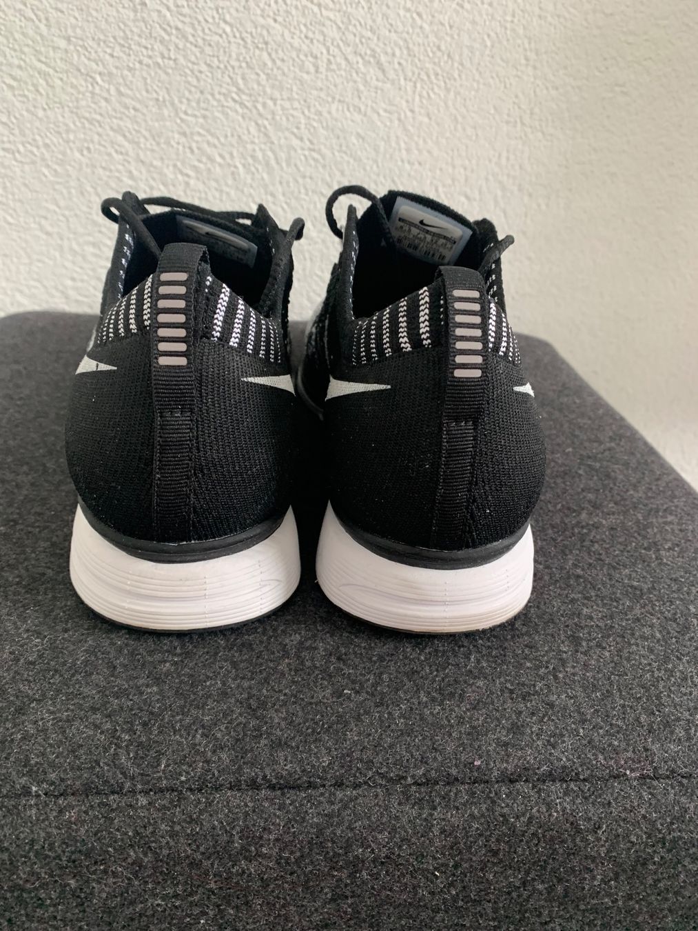 Nike Scarpe da uomo: NIKE Flyknit Trainer+ Black White - 532984-010 – Usato da Meggen venduto da spyder718 2