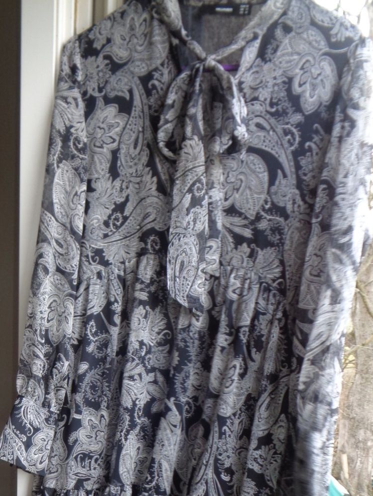 Hallhuber Vestiti: Kleid Hallhuber, midi, Damen, Gr. 40 – Nuovo (secondo la descrizione) da Tafers venduto da kor_jf9w 3