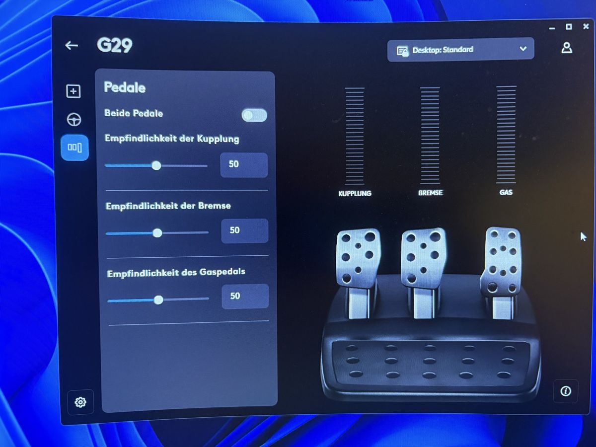 Logitech Manettes: Logitech G29 Set mit Schaltung ab 1.- !!! – D'occasion à Allschwil par leo_lft5 5