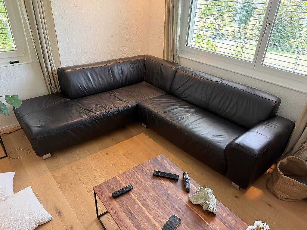 Pfister Divani: Möbel Pfister Ecksofa 260 x 220 cm aus schwarzem Echtleder – Usato da Oberriet SG venduto da rob_xt6v