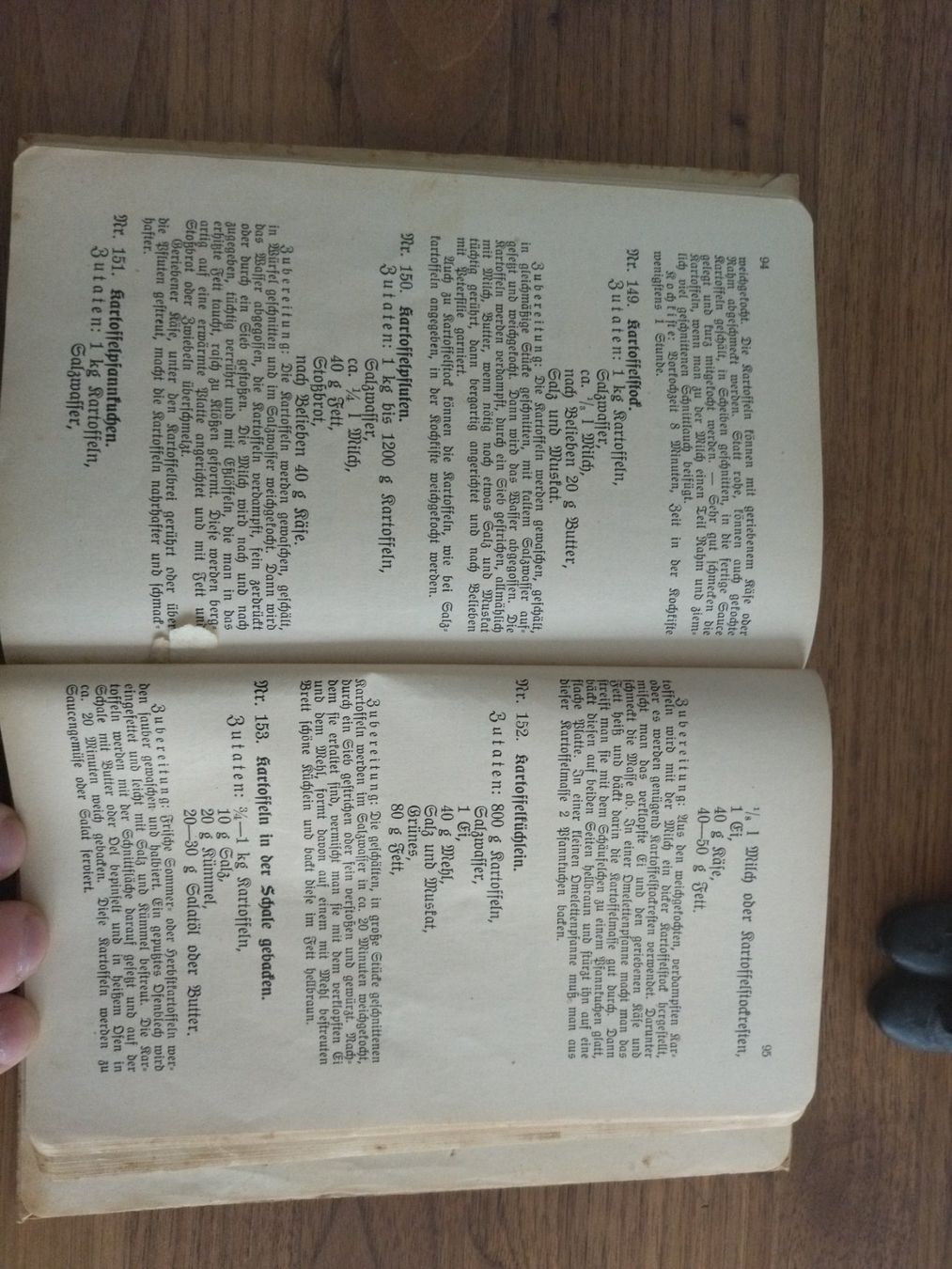 Libri: Kochbuch antik 222 Rezepte – Usato da Felben-Wellhausen venduto da bananajoe8474 4