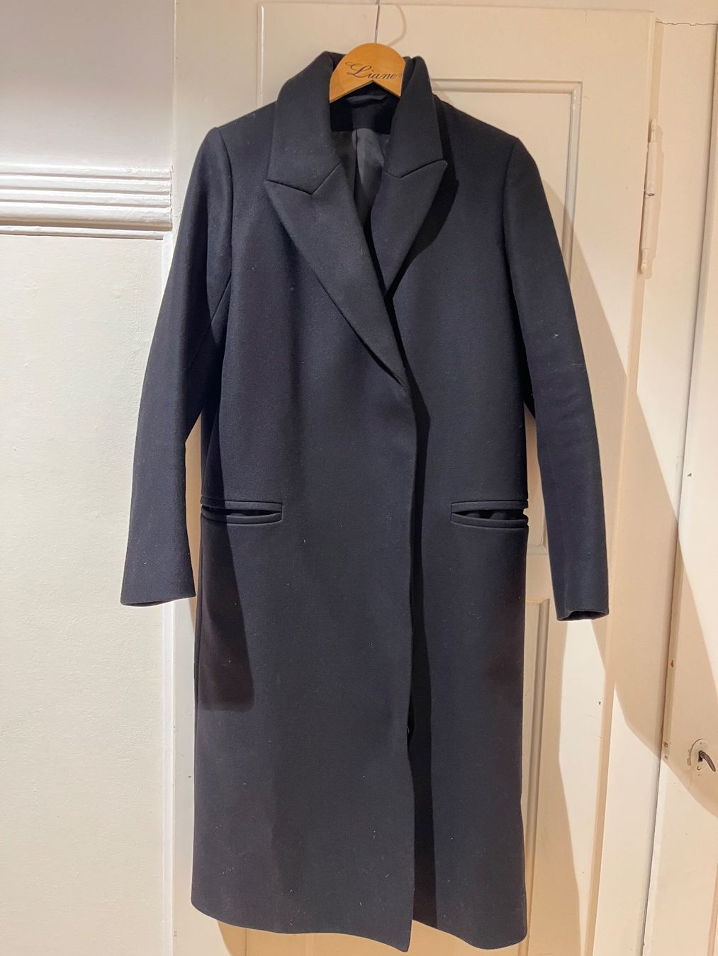 Cos Mäntel: Mantel COS Grösse 38 schwarz – Gebraucht aus zürich von eli_qgy5 2