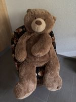 Grosser Teddybär 