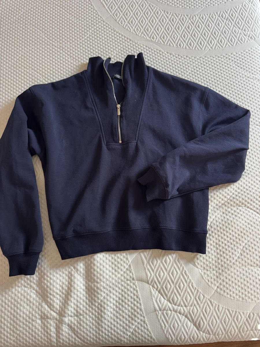 Stradivarius Maglioni & Felpe: Stradivarius Navy 1/4 Zip Pullover - Size S - Fall Essential – Usato da Jonen venduto da alanwales