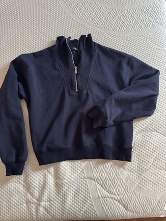 Stradivarius Navy 1/4 Zip Pullover - Size S - Fall Essential