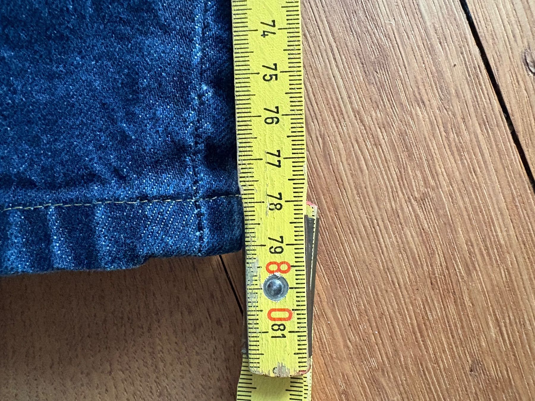 Cos Jeans: COS Tapered Jeans Gr. 25 – Usato da Zürich venduto da triangular 5