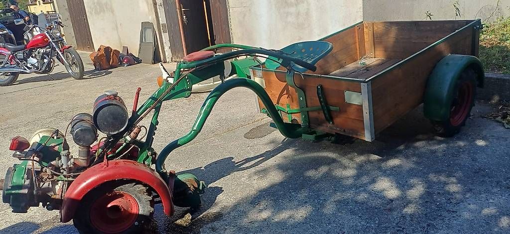 Alle Maschinen: Monaxe pour collectionneur – Gebraucht aus Sion von clo_6rqd 2