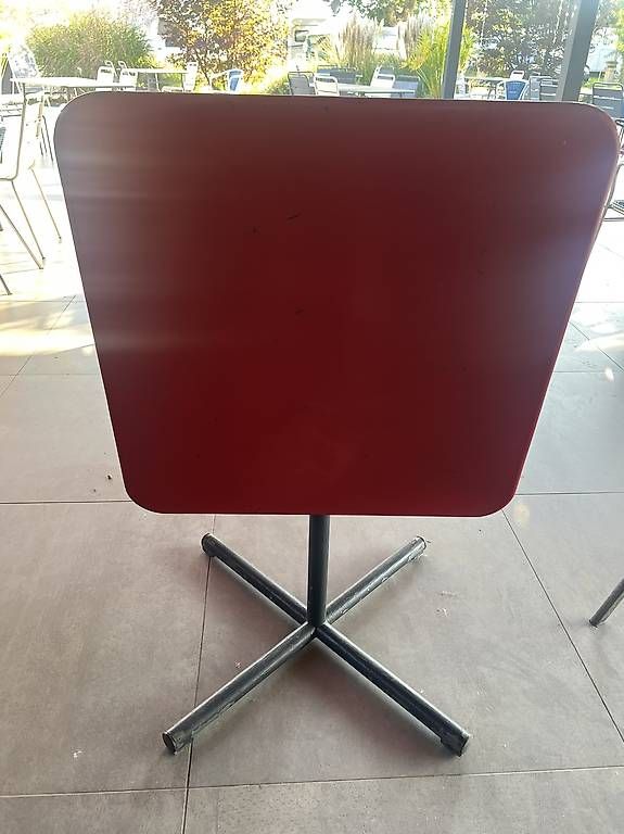 Tavoli: Tavoli vintage da bar – Usato da Giubiasco venduto da uom_vw2p 3