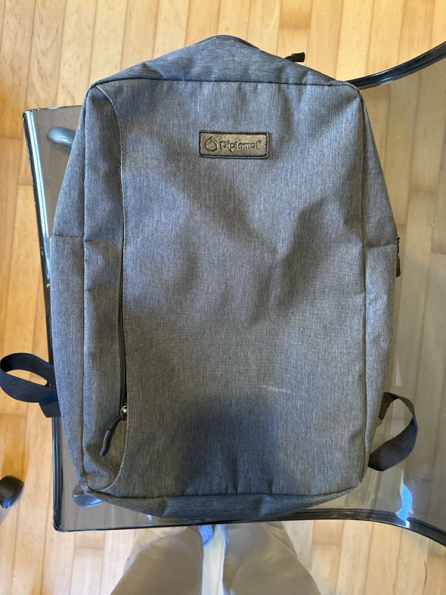 Zaini: Backpack – Usato da Zürich venduto da pet_8zjv