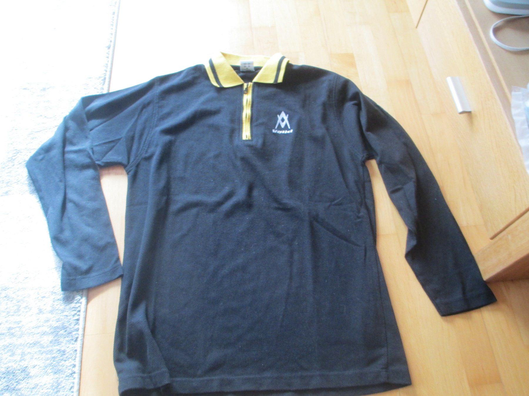 Magliette Polo: Langarm Thisirt Völkl L – Usato da Landquart venduto da Froneri 2