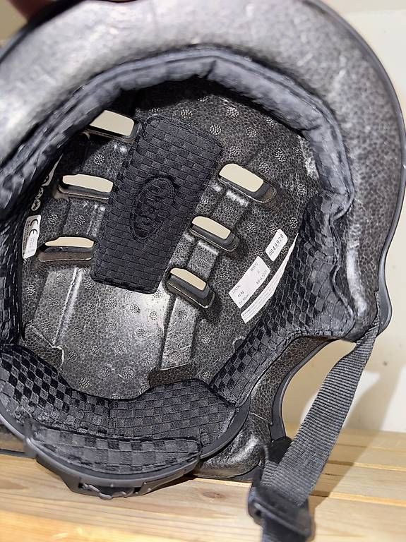 Caschi: Bell Fahrradhelm – Usato da Uster venduto da hanna99 2