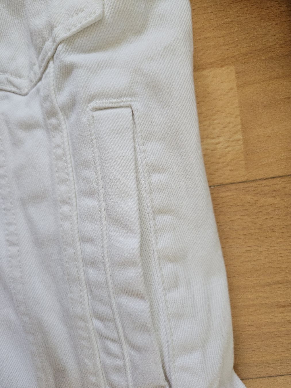 Jacken: Jennyfer Jeansjacke Weiss Grösse M  – Gebraucht aus Urdorf von Colina 4
